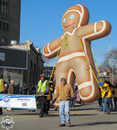 Gingerbread man balloon